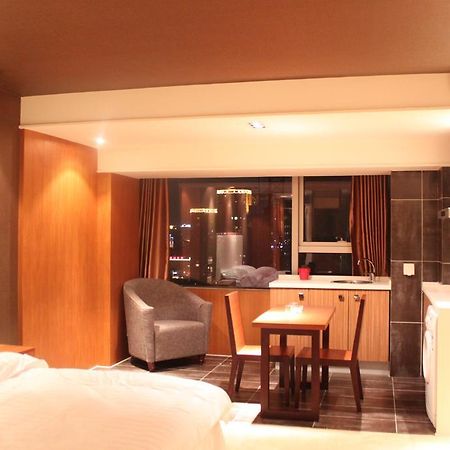 Chengdu Comma Apartment Hotel - Xinian Branch Zewnętrze zdjęcie